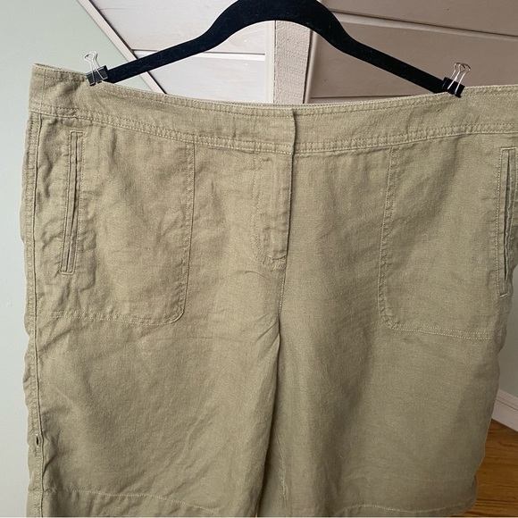 J. Jill 100% Linen Shorts Size 14 Tan Ecru Roll Hem Flat Front - Picture 4 of 12